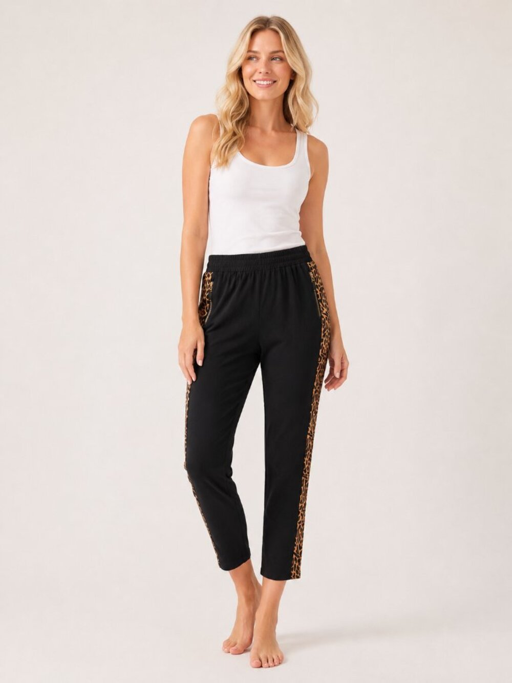 2/$30 Chico's ZENERGY Leopard Trim Cropped Jogger Pant High Rise Black 16 #A4185